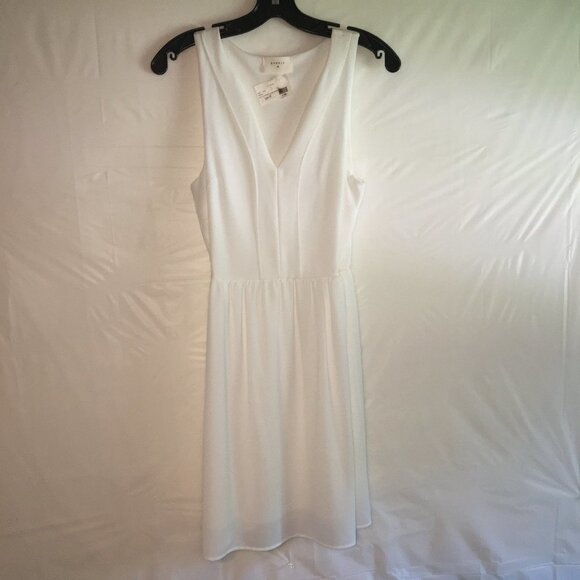 Everly Dresses & Skirts - Everly Mini Dress White Size Small